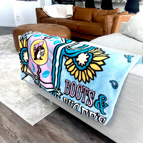 Blankets - Love Me Some Boots & Buc-ee's