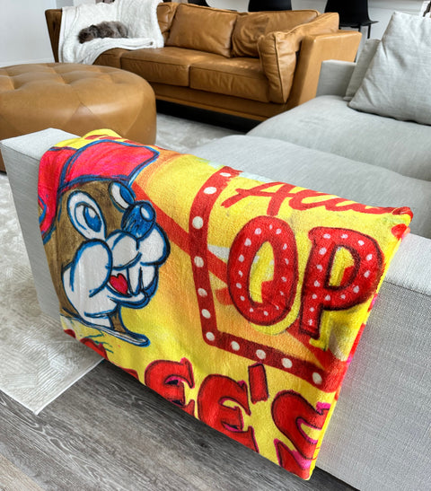 Buc-ee's Plush Blanket - Always Open