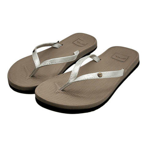 Buc-ee's Woman Flip Flop Sandal - Silver Strap