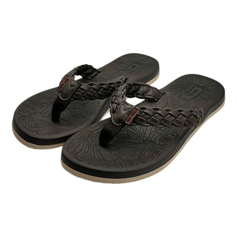 Buc-ee's Woman Flip Flop Sandal - Braided