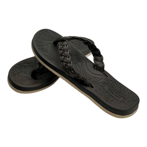 Buc-ee's Woman Flip Flop Sandal - Braided