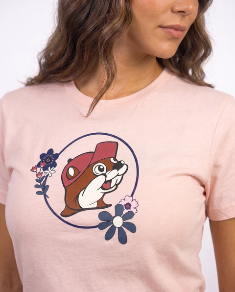 Buc-ee's Makes Me Happy Adult Pink T-Shirt