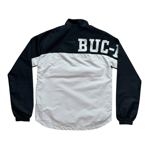 Stylish windbreaker - perfect for outdoor activities