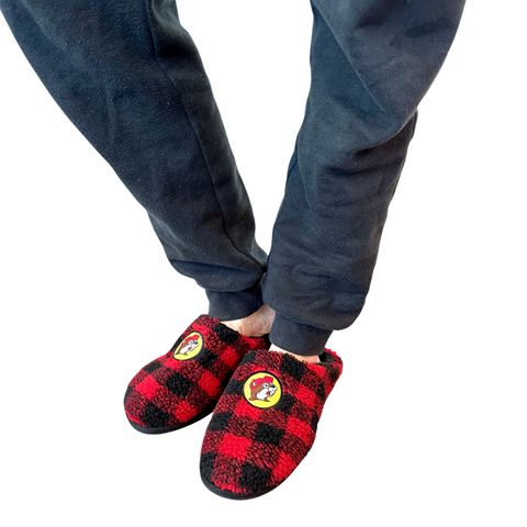 Buc-ee's Adult Plaid Sherpa Slippers